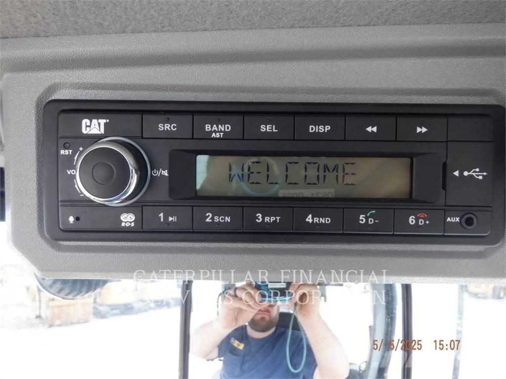CAT 906-14 輪胎式裝載機