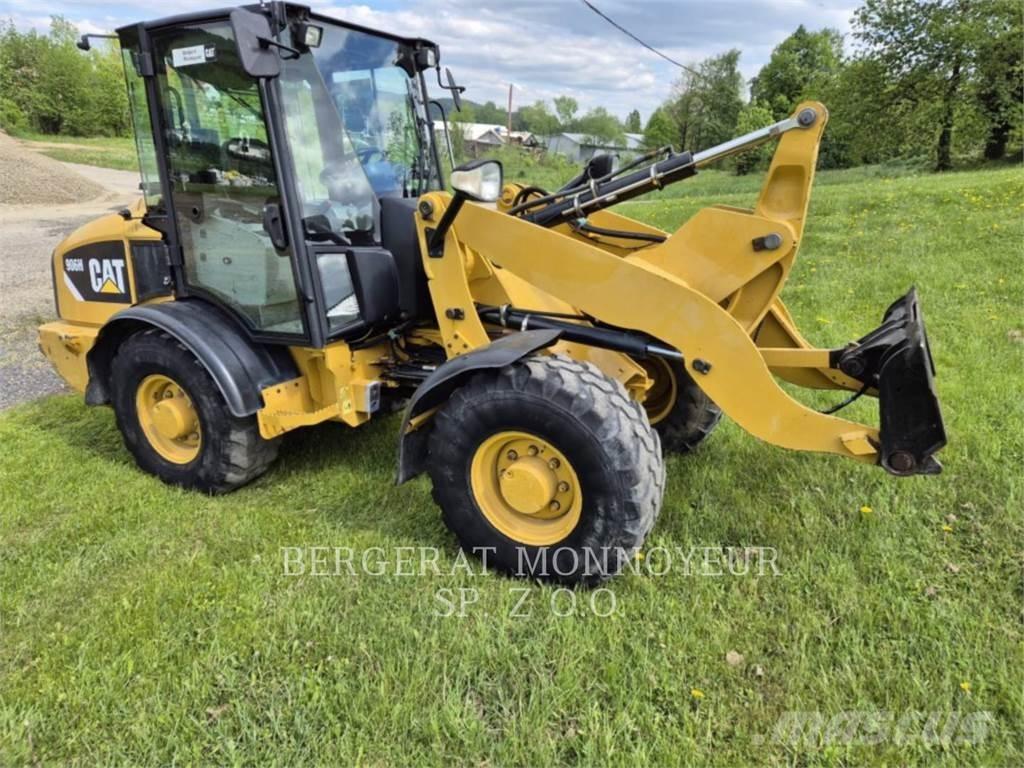 CAT 906H 輪胎式裝載機