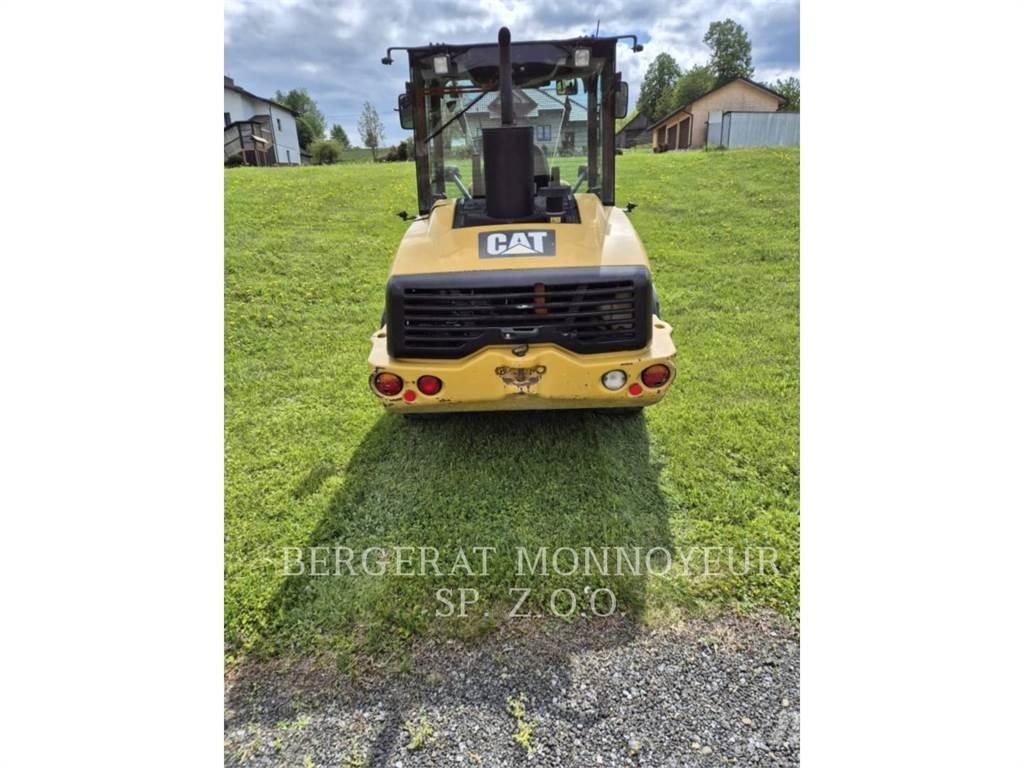 CAT 906H 輪胎式裝載機