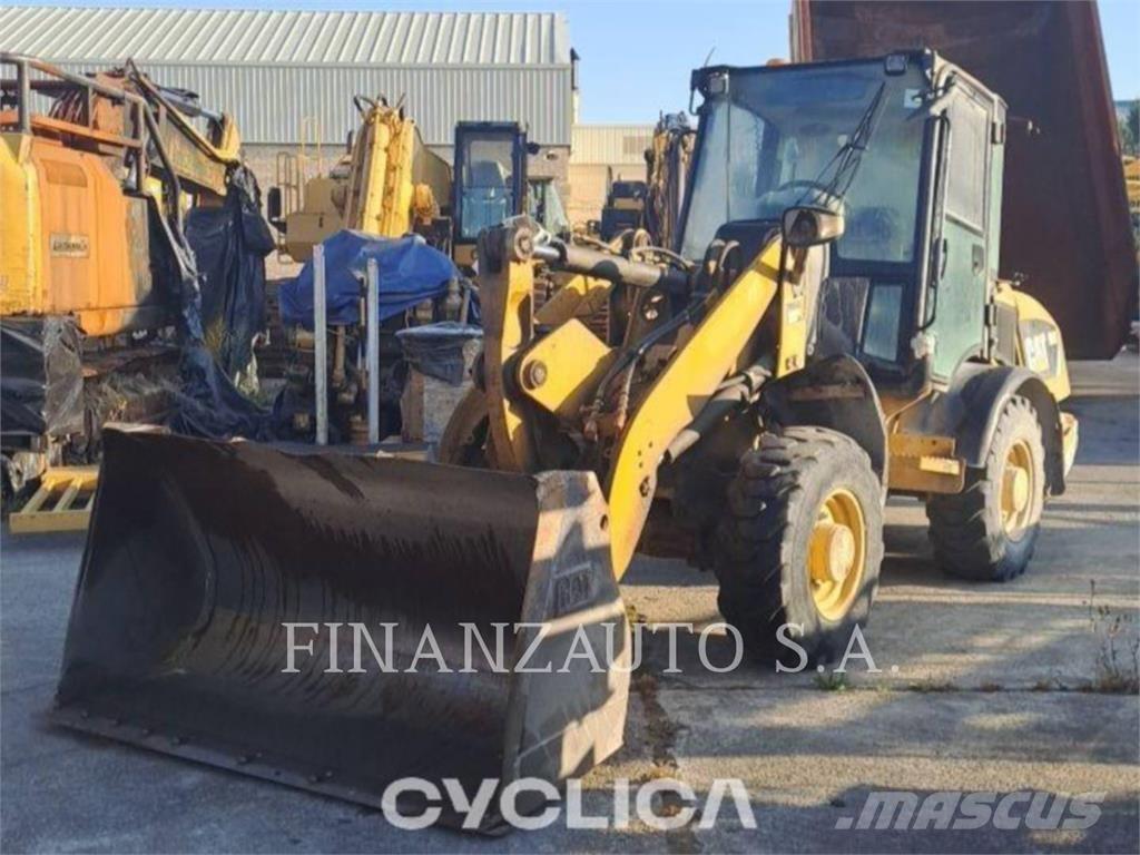 CAT 906H 輪胎式裝載機