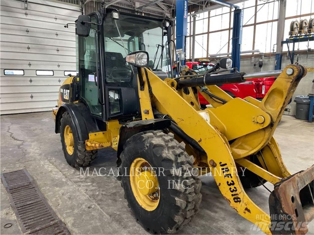CAT 906H2 輪胎式裝載機