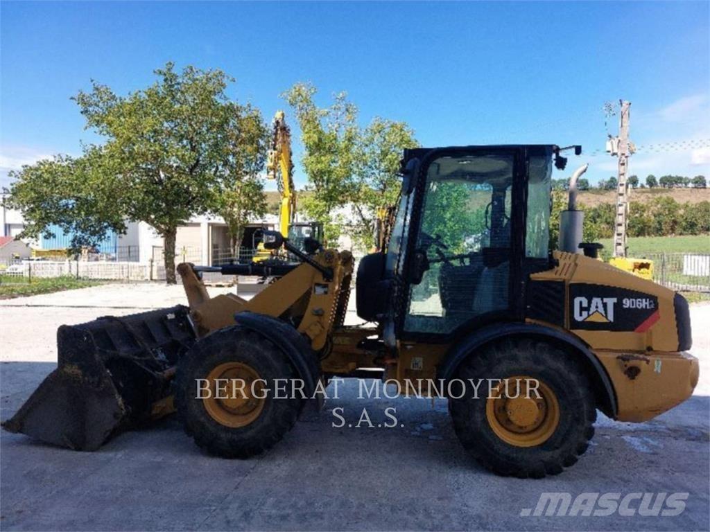 CAT 906H2 輪胎式裝載機