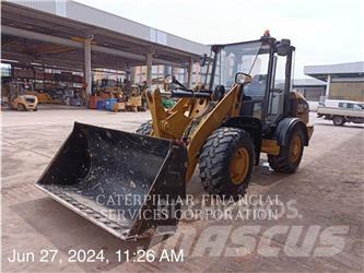 CAT 906K 輪胎式裝載機