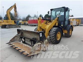CAT 906M 輪胎式裝載機