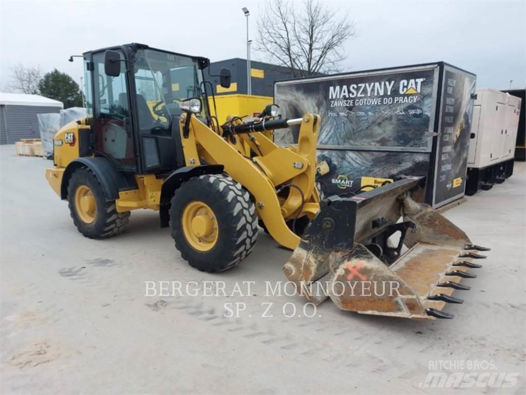 CAT 906M 輪胎式裝載機