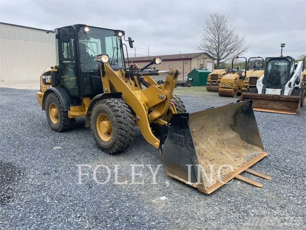 CAT 906M 輪胎式裝載機