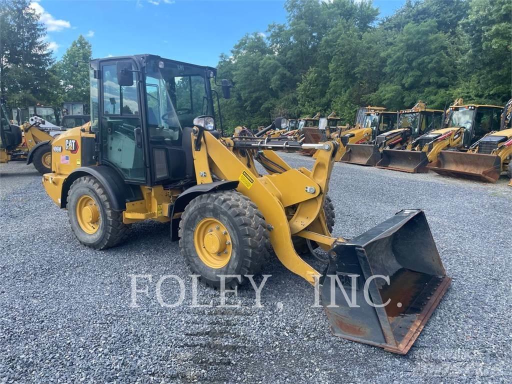 CAT 906M 輪胎式裝載機