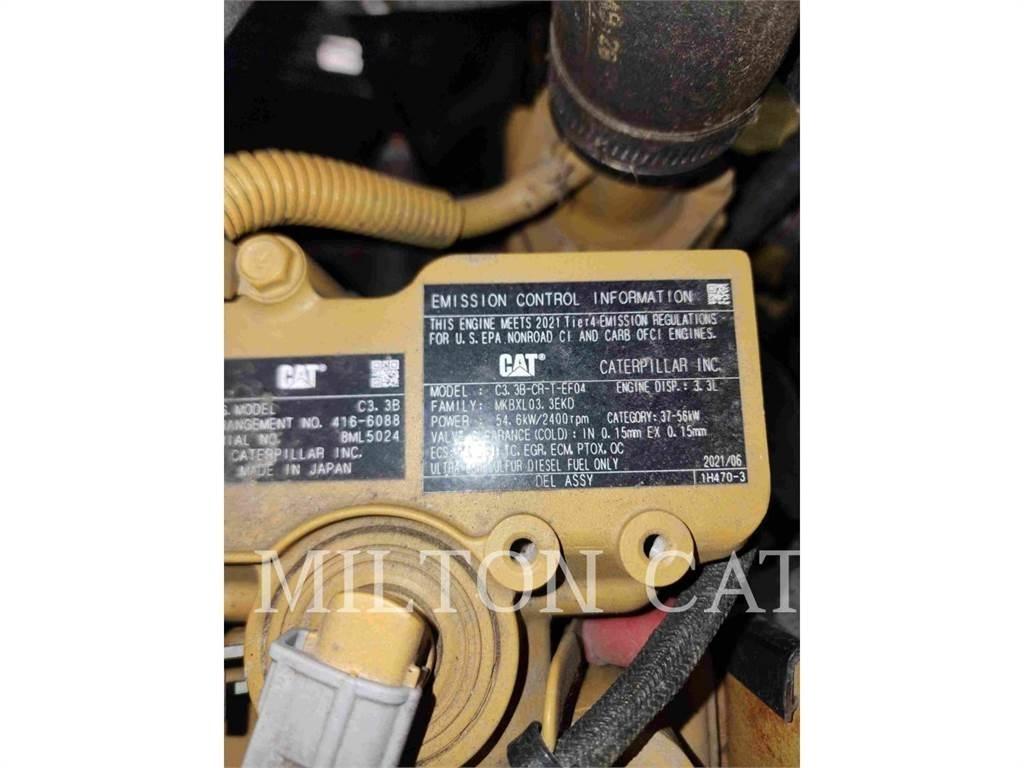 CAT 906M 輪胎式裝載機