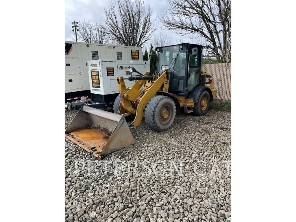 CAT 906M 輪胎式裝載機