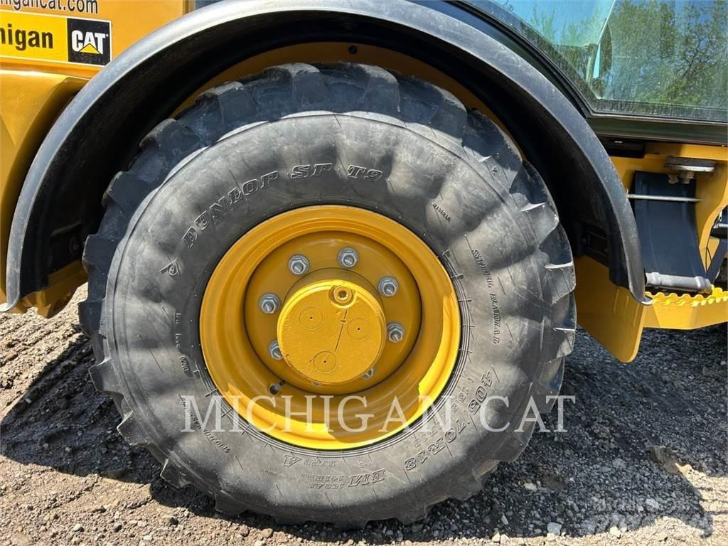 CAT 906M 輪胎式裝載機