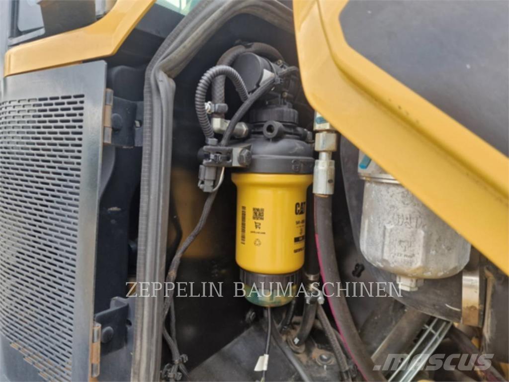 CAT 906M 輪胎式裝載機