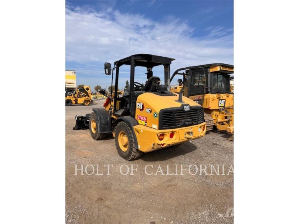 CAT 907 輪胎式裝載機