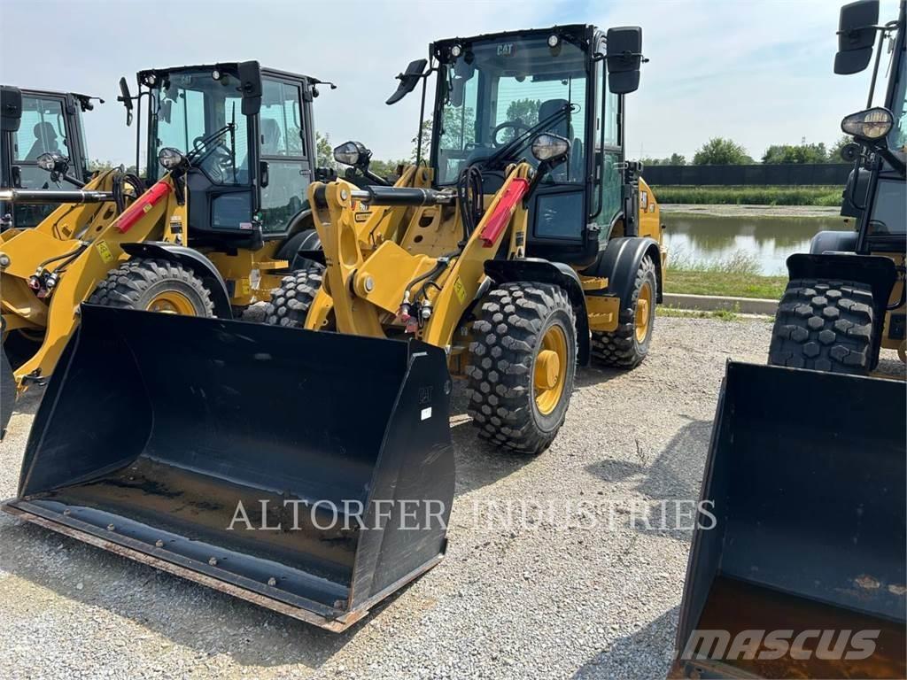CAT 907-14 輪胎式裝載機