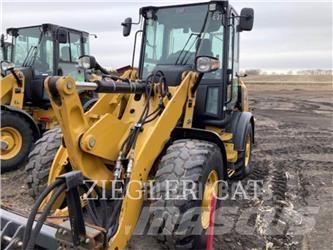 CAT 907M 輪胎式裝載機