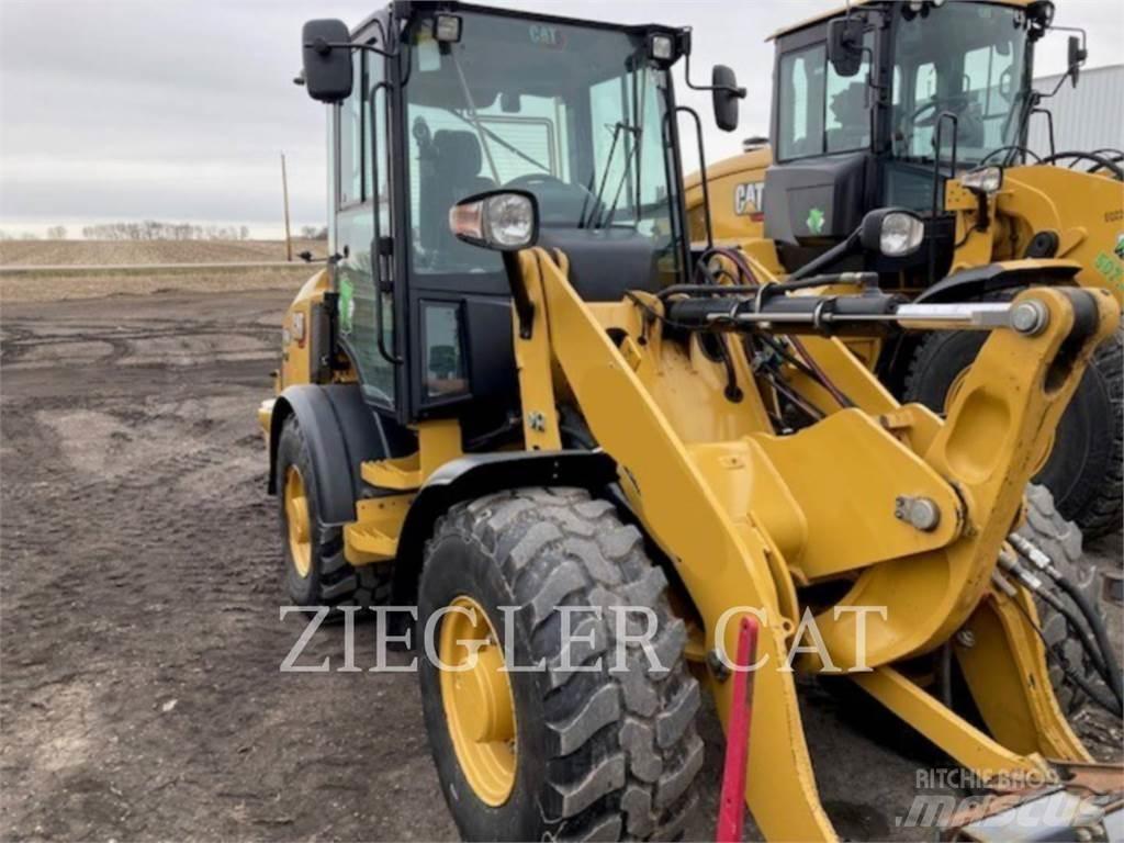 CAT 907M 輪胎式裝載機
