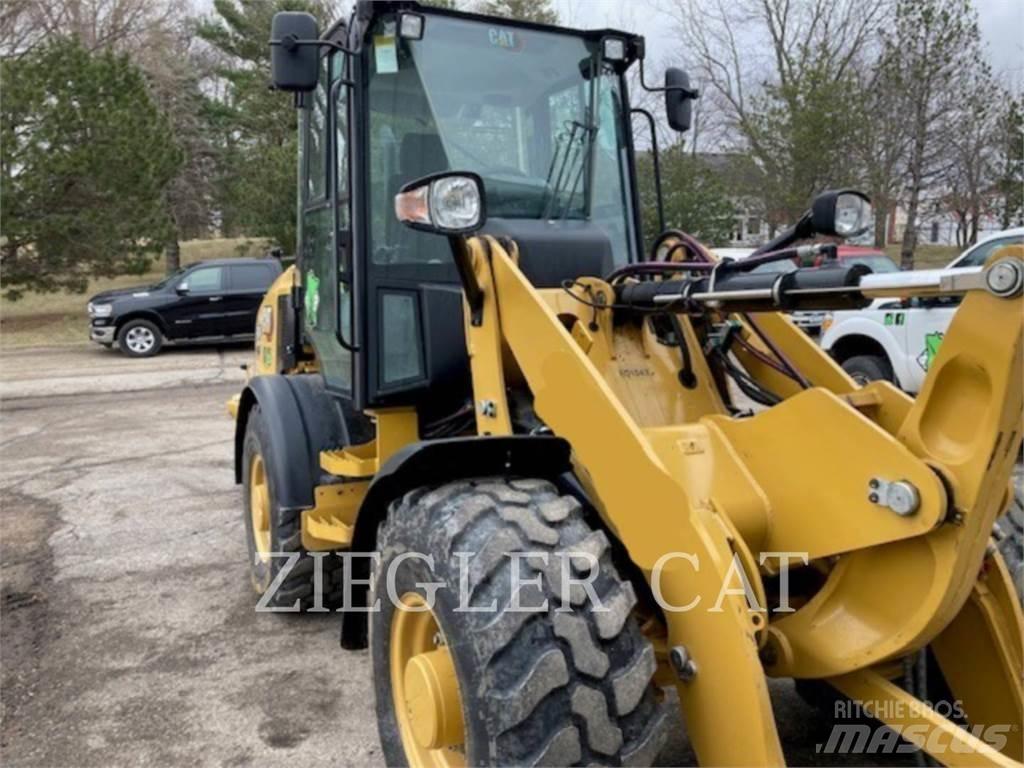 CAT 907M 輪胎式裝載機
