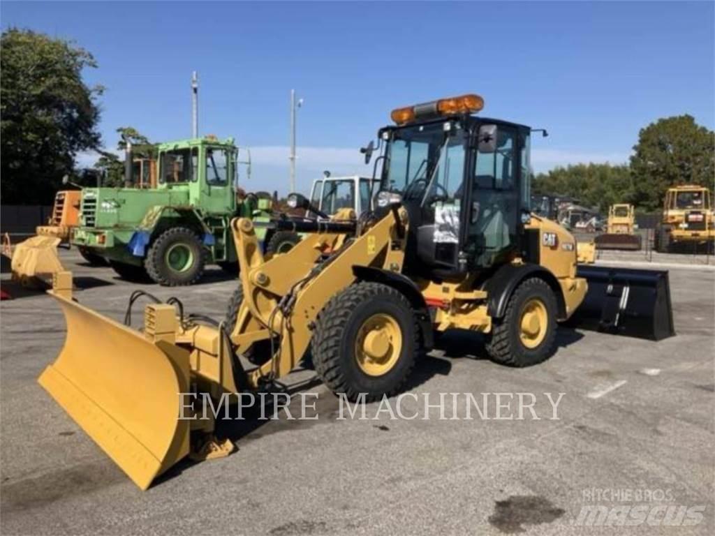 CAT 907M 輪胎式裝載機