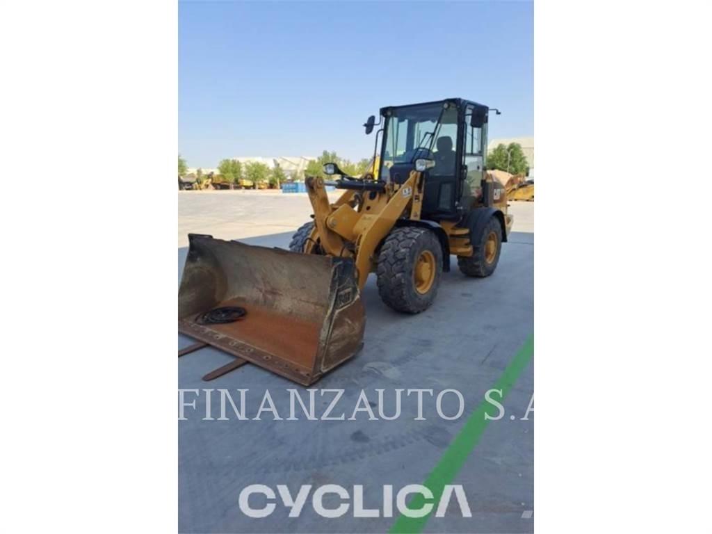 CAT 907M 輪胎式裝載機