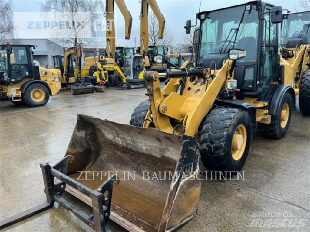 CAT 907M 輪胎式裝載機