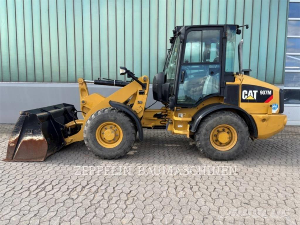 CAT 907M 輪胎式裝載機