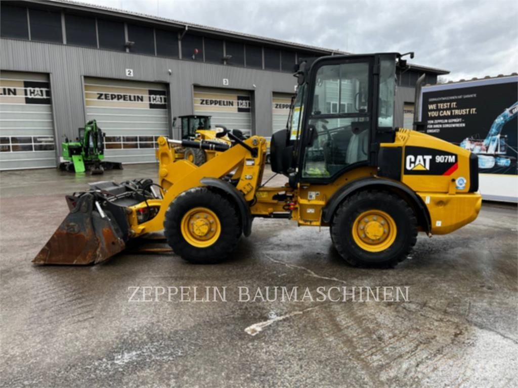 CAT 907M 輪胎式裝載機