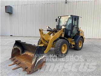 CAT 908 輪胎式裝載機