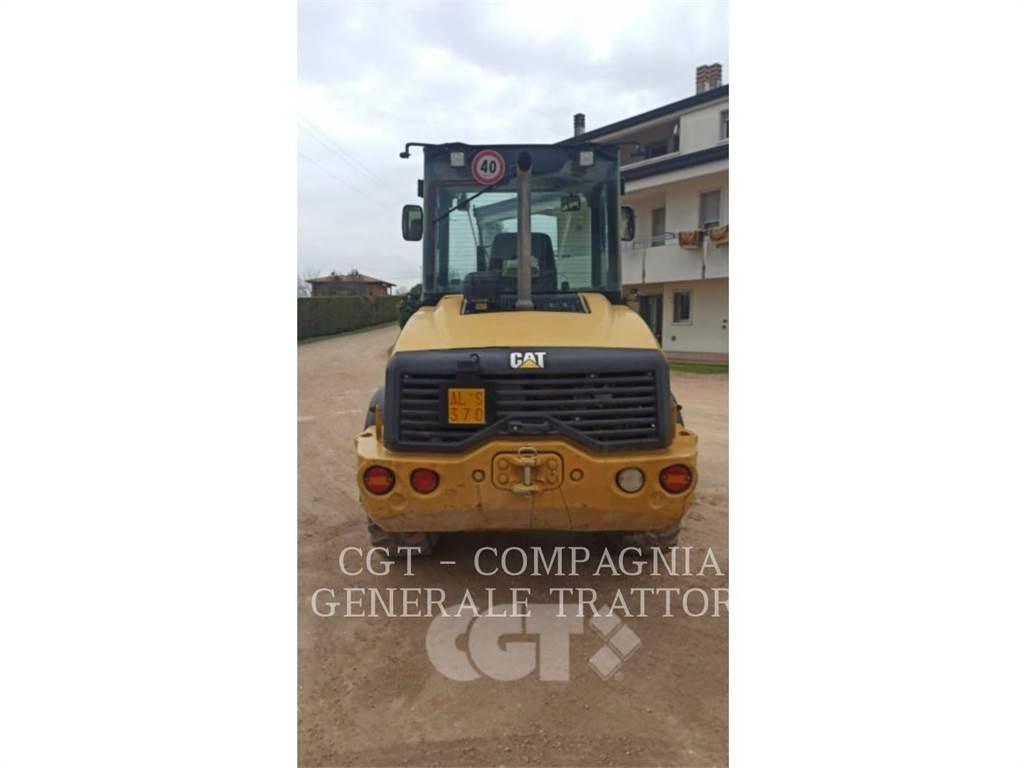 CAT 908 輪胎式裝載機