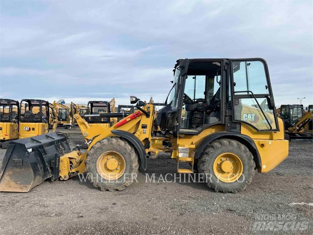 CAT 908 輪胎式裝載機