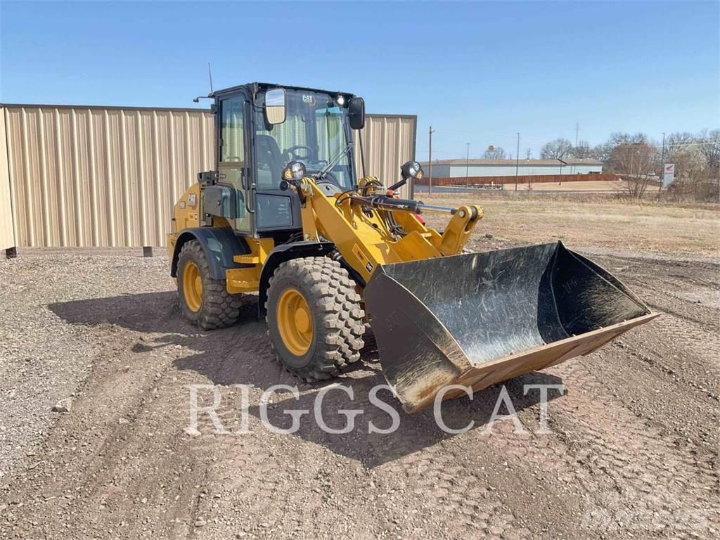 CAT 908 輪胎式裝載機
