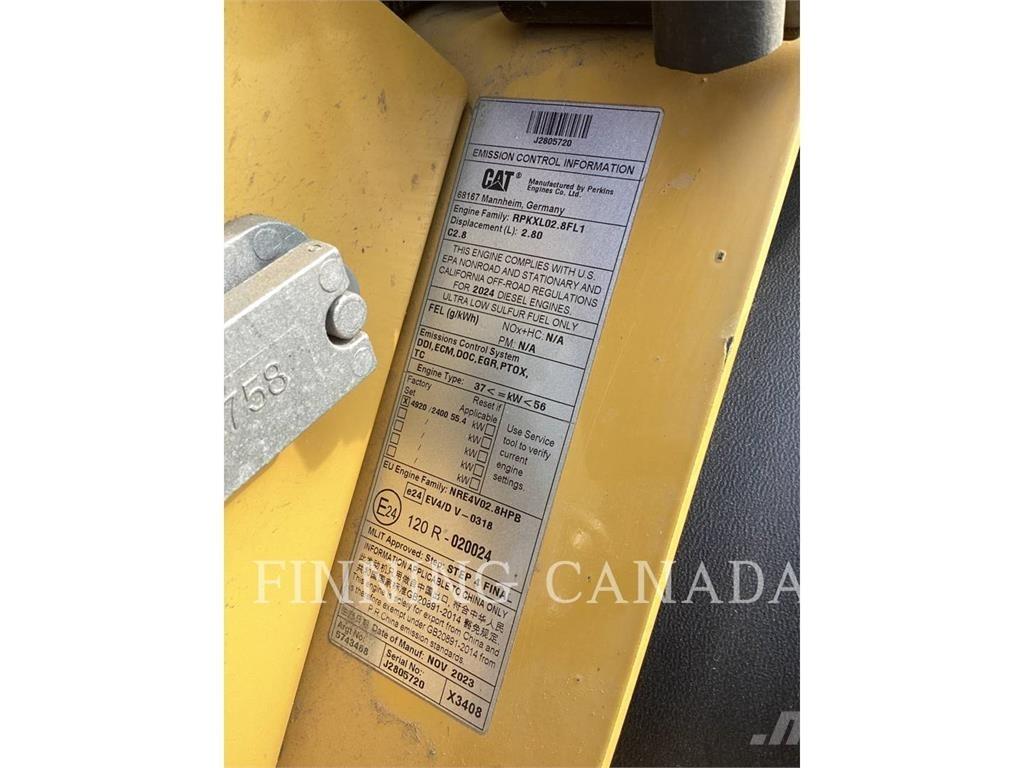 CAT 908 輪胎式裝載機