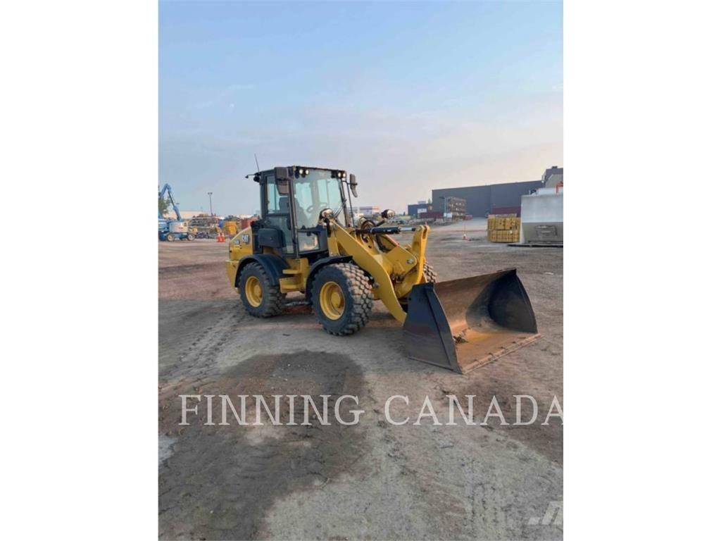 CAT 908 輪胎式裝載機
