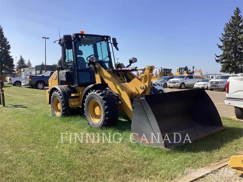 CAT 908 輪胎式裝載機