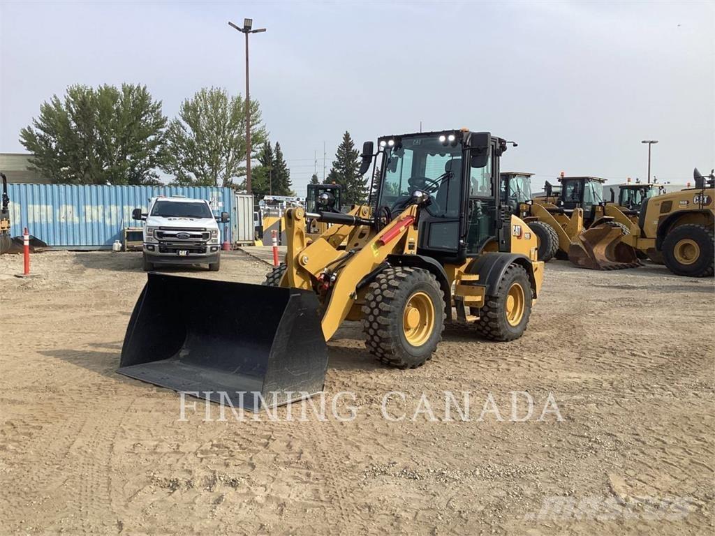 CAT 908 輪胎式裝載機
