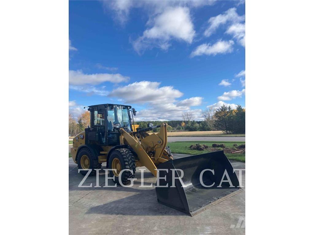 CAT 908 輪胎式裝載機