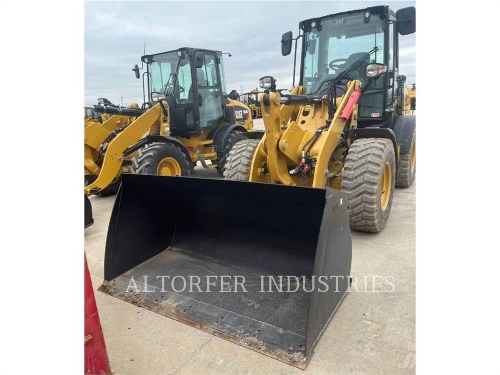 CAT 908-14 輪胎式裝載機