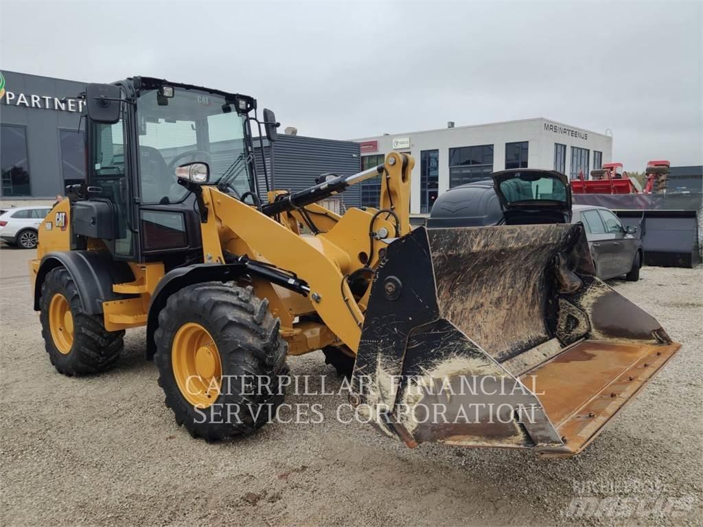 CAT 908-14 輪胎式裝載機