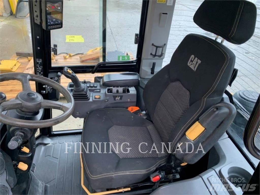 CAT 908-14 輪胎式裝載機