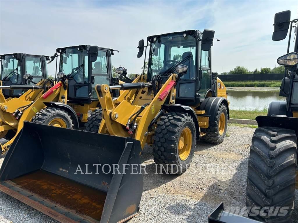 CAT 908-14 輪胎式裝載機