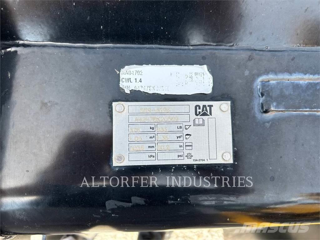 CAT 908-14 輪胎式裝載機