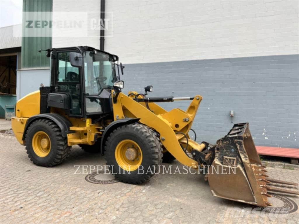 CAT 908-14 輪胎式裝載機