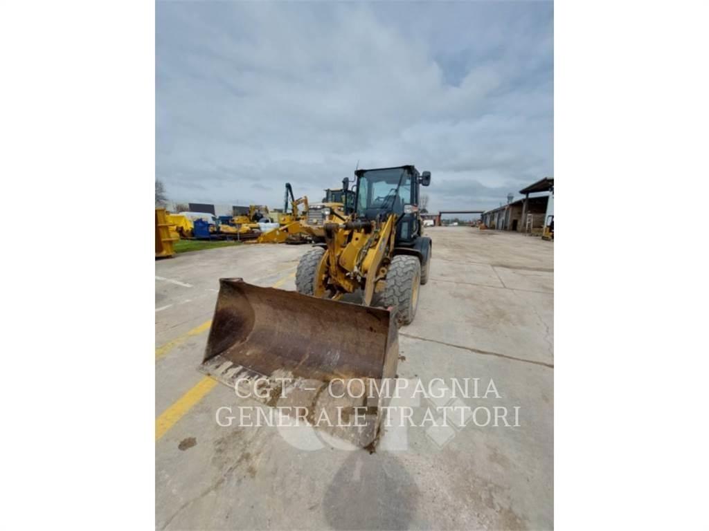 CAT 908 M 輪胎式裝載機