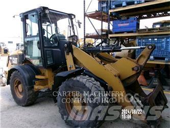 CAT 908H2 輪胎式裝載機
