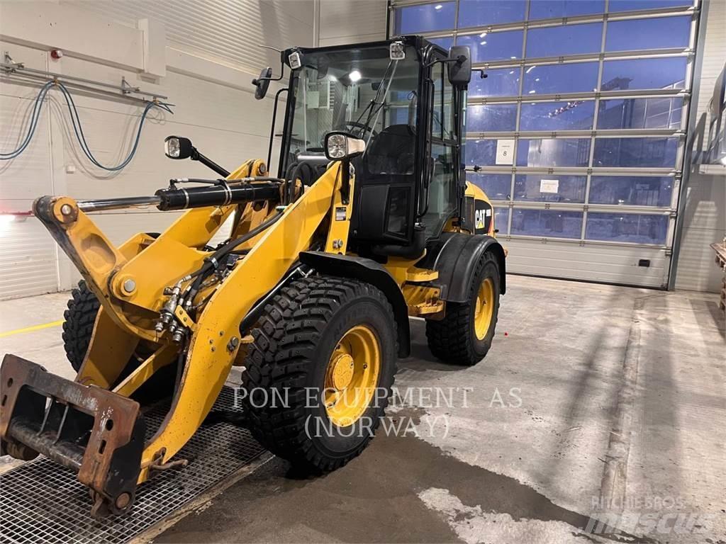 CAT 908H2 輪胎式裝載機