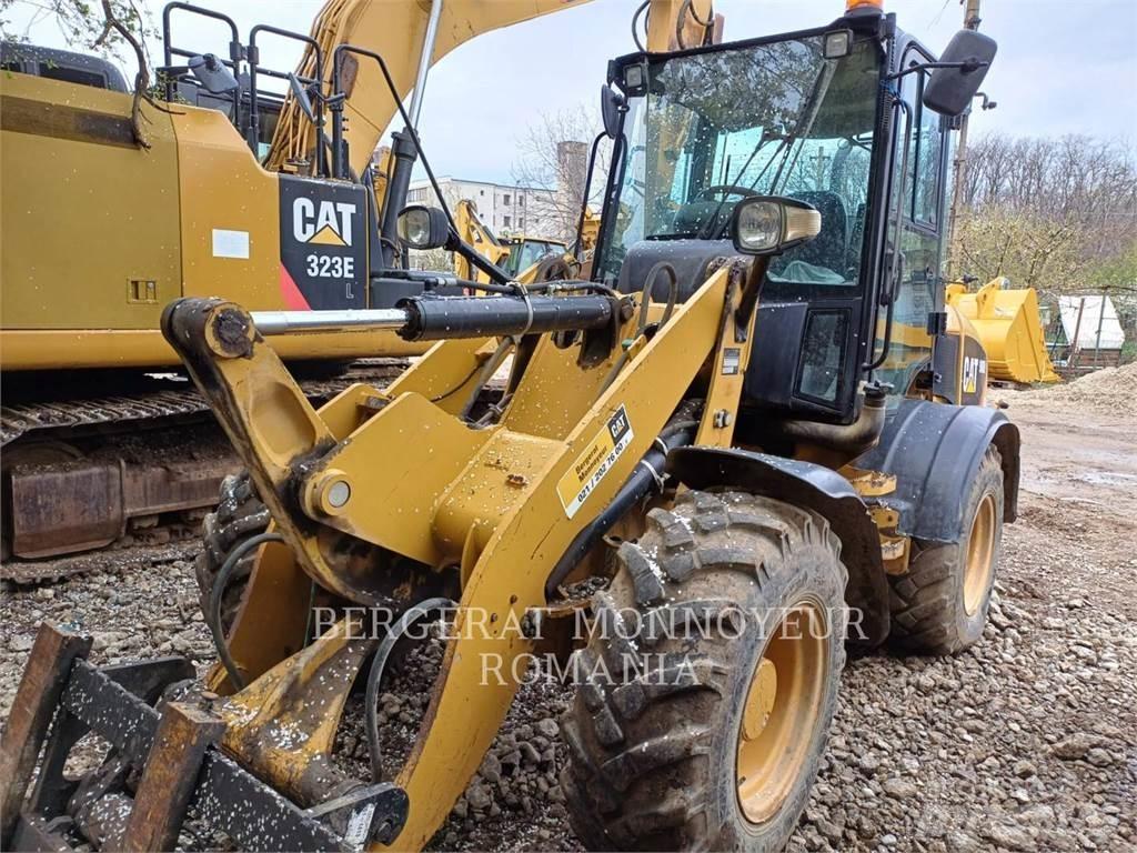 CAT 908H2 輪胎式裝載機
