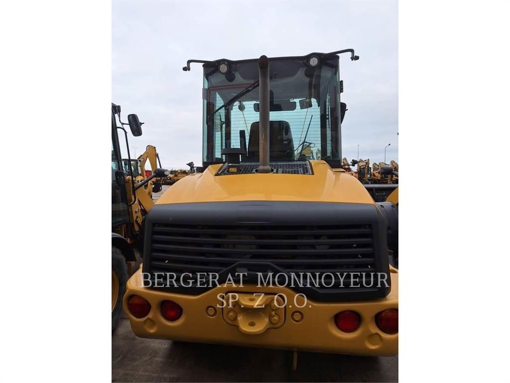 CAT 908M 輪胎式裝載機