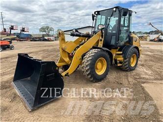 CAT 908M 輪胎式裝載機