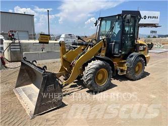 CAT 908M 輪胎式裝載機