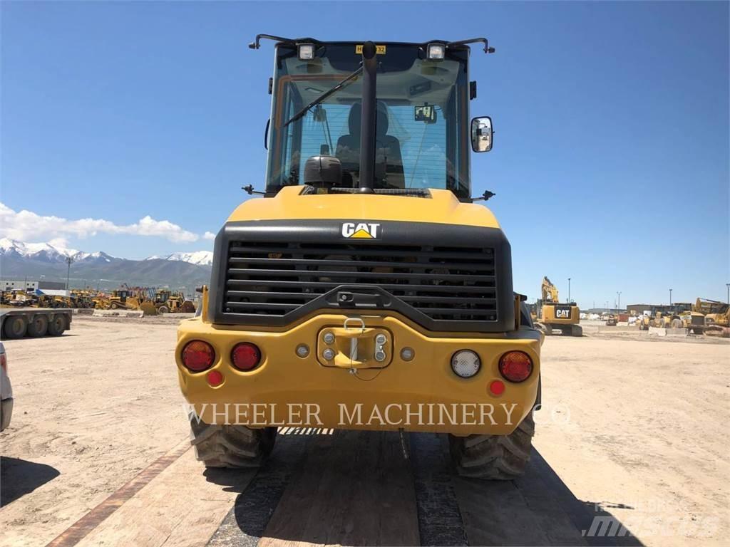 CAT 908M 輪胎式裝載機