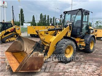 CAT 908M 輪胎式裝載機