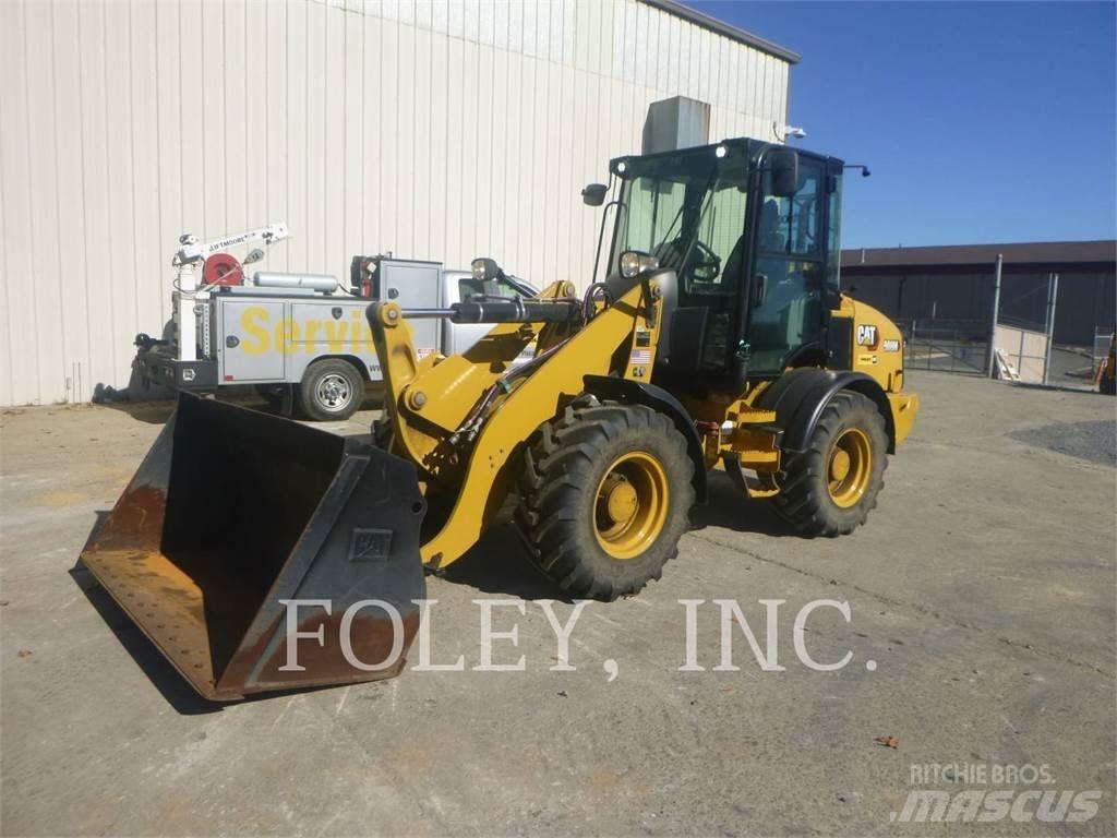 CAT 908M 輪胎式裝載機